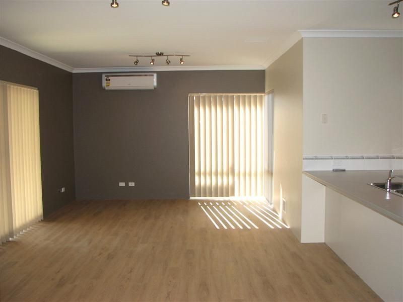 40 Moscow Retreat, Hocking WA 6065