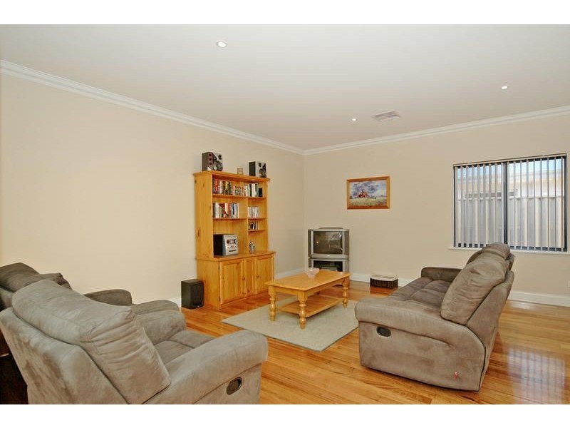 31 Venice Entrance, Iluka WA 6028