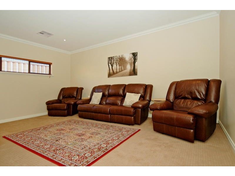 31 Venice Entrance, Iluka WA 6028