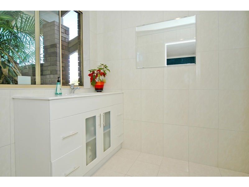 5 Lismore Court, Duncraig WA 6023