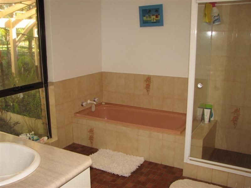 94 LEE-STEERE DRIVE, Mariginiup WA 6065