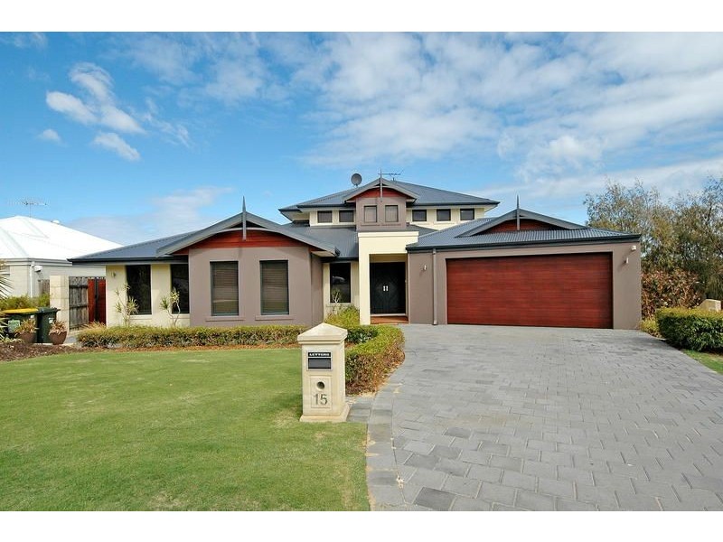 15 Crofton Cove, Mindarie WA 6030