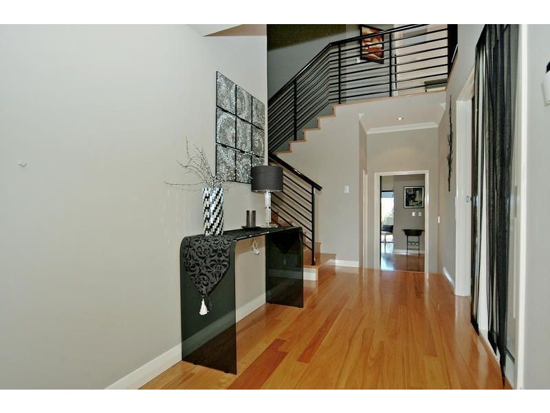 15 Crofton Cove, Mindarie WA 6030