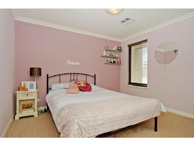 15 Crofton Cove, Mindarie WA 6030