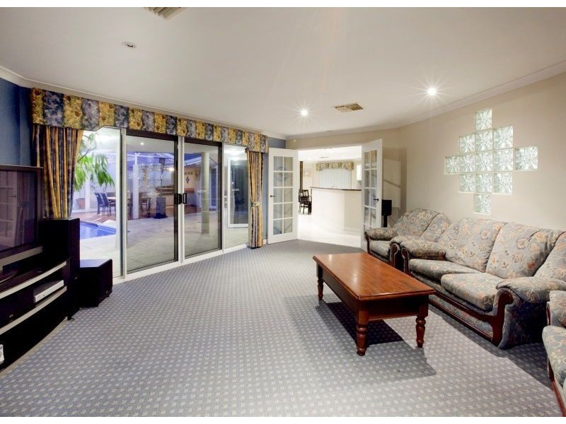 53 Diamond Drive, Ocean Reef WA 6027