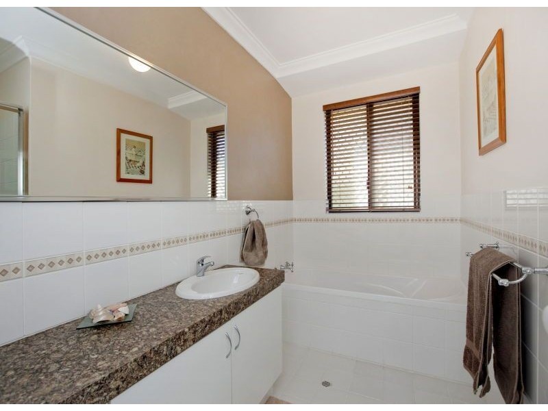 15 Seapeak Road, Ocean Reef WA 6027