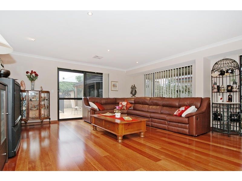 23 Vinciullo Way, Sinagra WA 6065