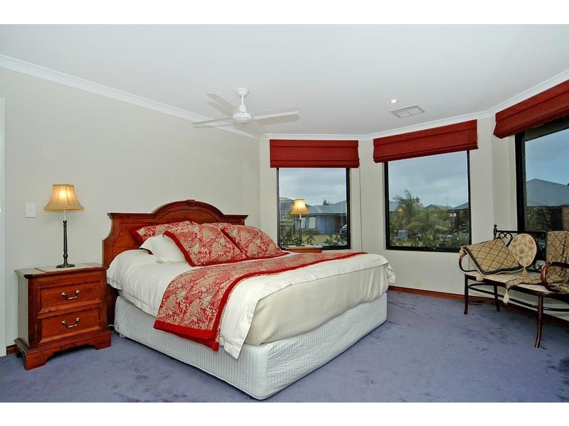 23 Vinciullo Way, Sinagra WA 6065