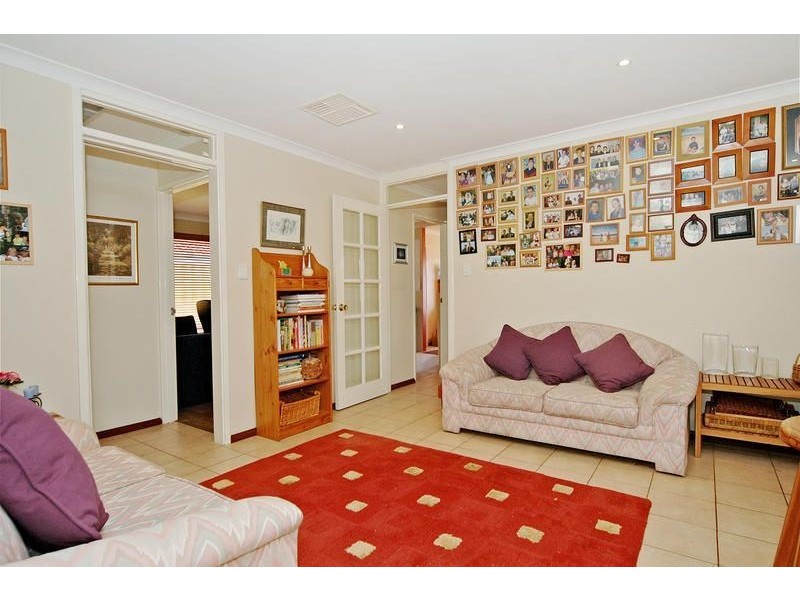 40 Shalimar Rise, Currambine WA 6028