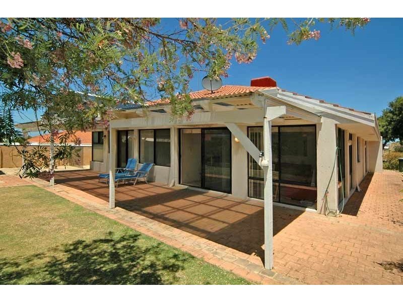 18 Felton Retreat, Mindarie WA 6030