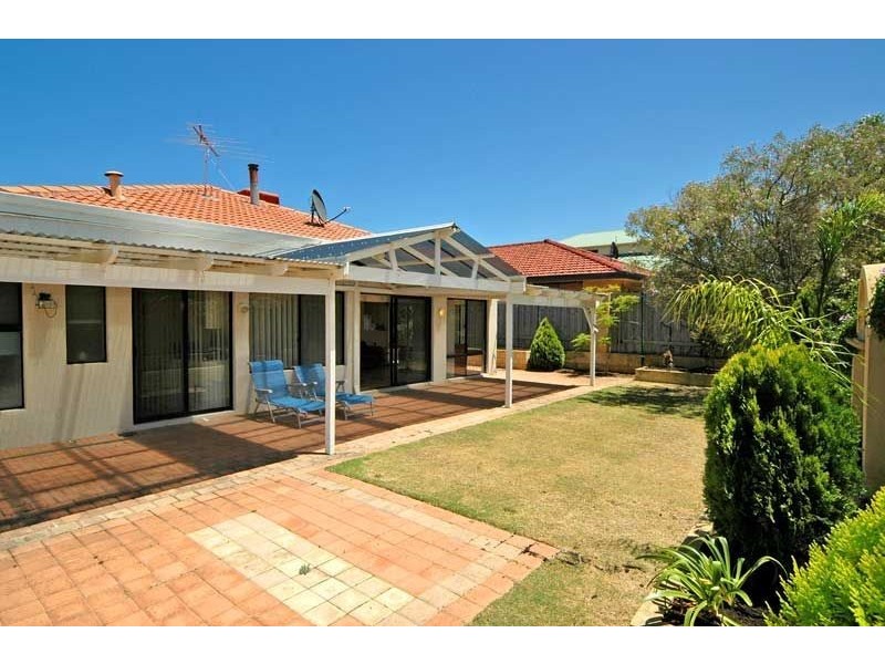 18 Felton Retreat, Mindarie WA 6030