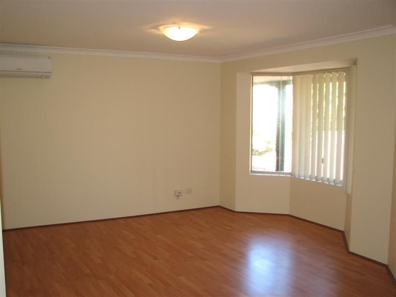 8 Attwood Place, Clarkson WA 6030