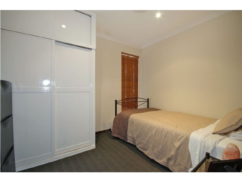 120 Warrandyte Drive, Craigie WA 6025