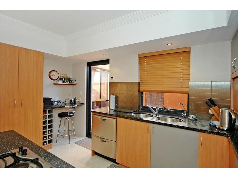 6 O’Mara Boulevard, Iluka WA 6028