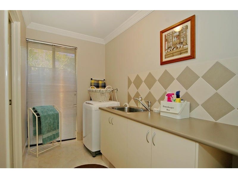 6 O’Mara Boulevard, Iluka WA 6028