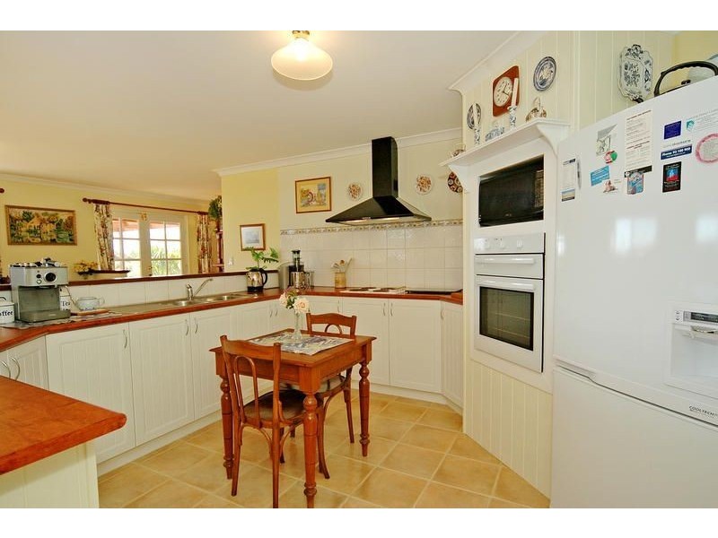 69 Caladenia Close, Lower Chittering WA 6084