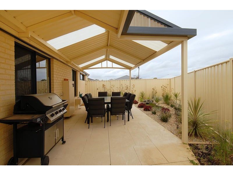 79 Sundowner Meander, Banksia Grove WA 6031