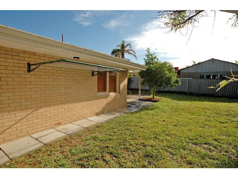 8A Clevedon Way, Kallaroo WA 6025