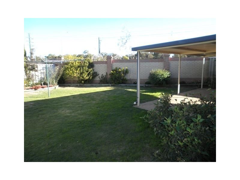 82 Balladong Loop, Carramar WA 6031