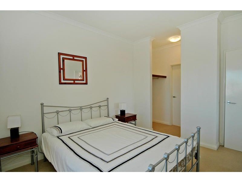 40/1 Spinebill Loop, Joondalup WA 6027