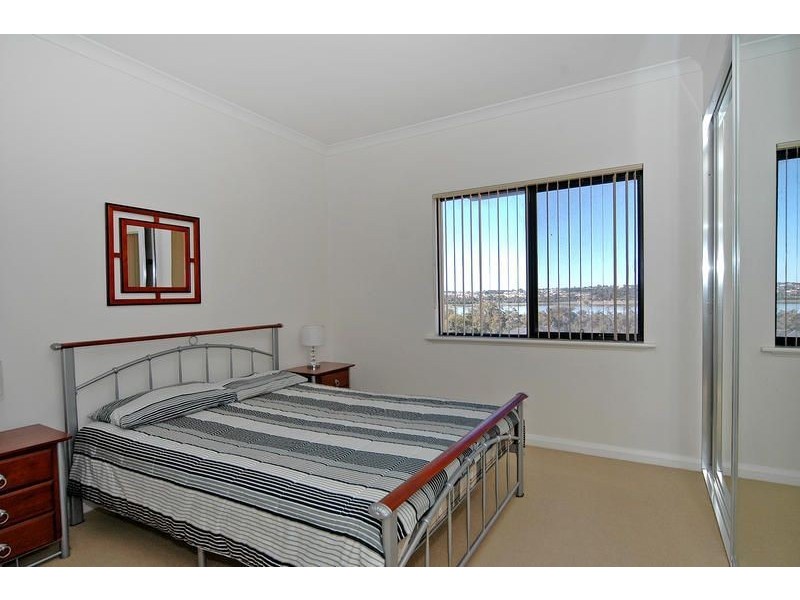 40/1 Spinebill Loop, Joondalup WA 6027