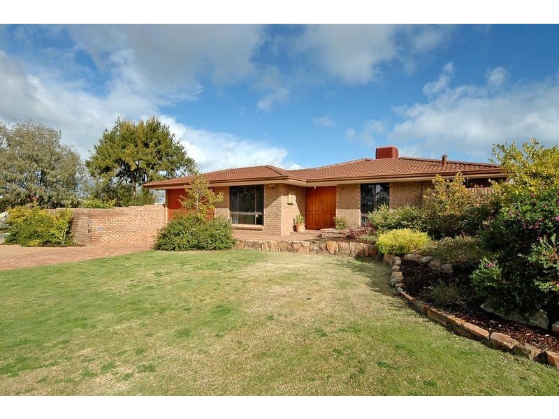8 Clinker Road, Ocean Reef WA 6027