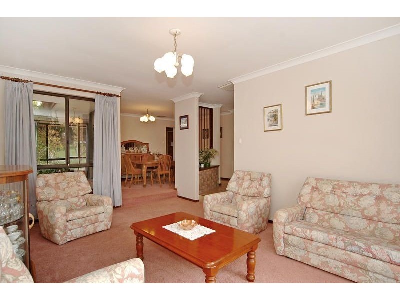 8 Clinker Road, Ocean Reef WA 6027