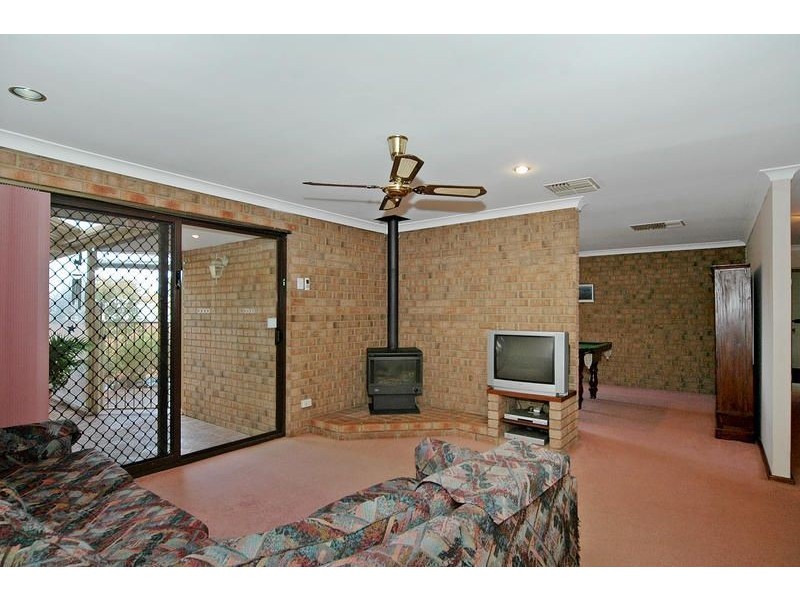 8 Clinker Road, Ocean Reef WA 6027