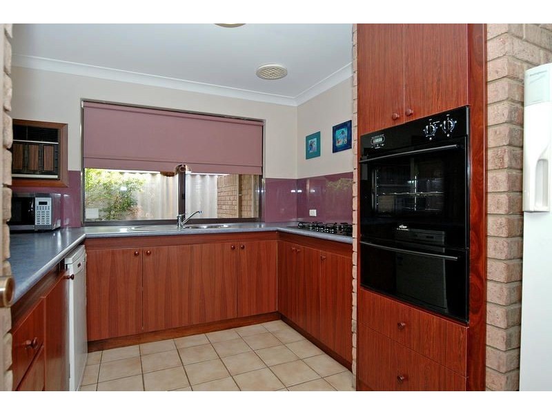 8 Clinker Road, Ocean Reef WA 6027