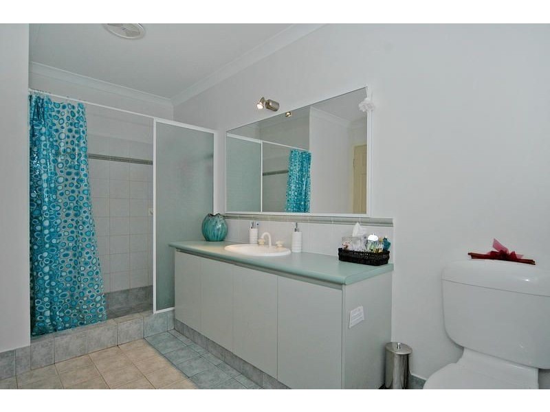 30 Monaltrie Loop, Carramar WA 6031