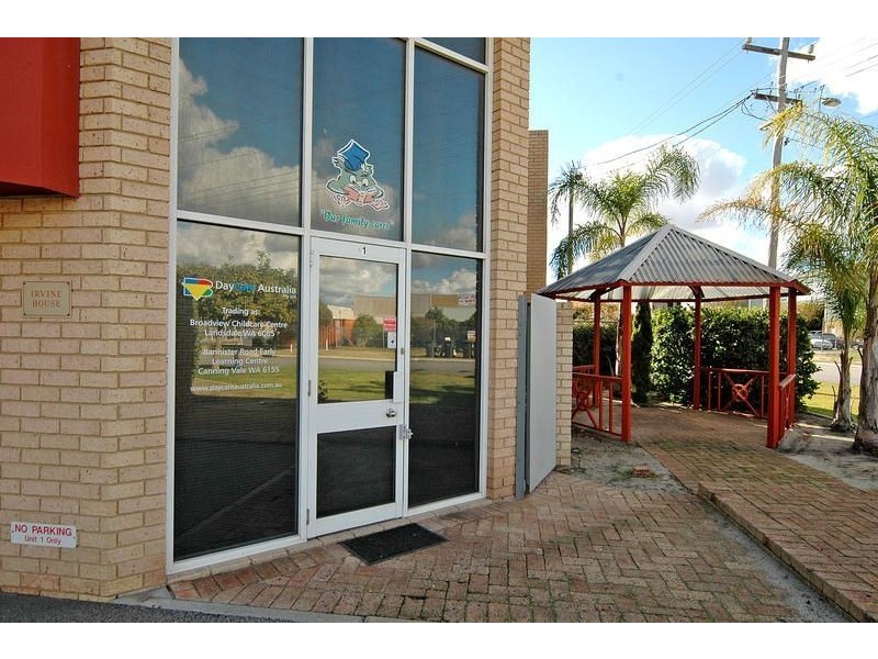 31 Irvine Drive, Malaga WA 6090