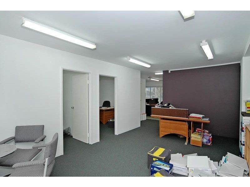 31 Irvine Drive, Malaga WA 6090