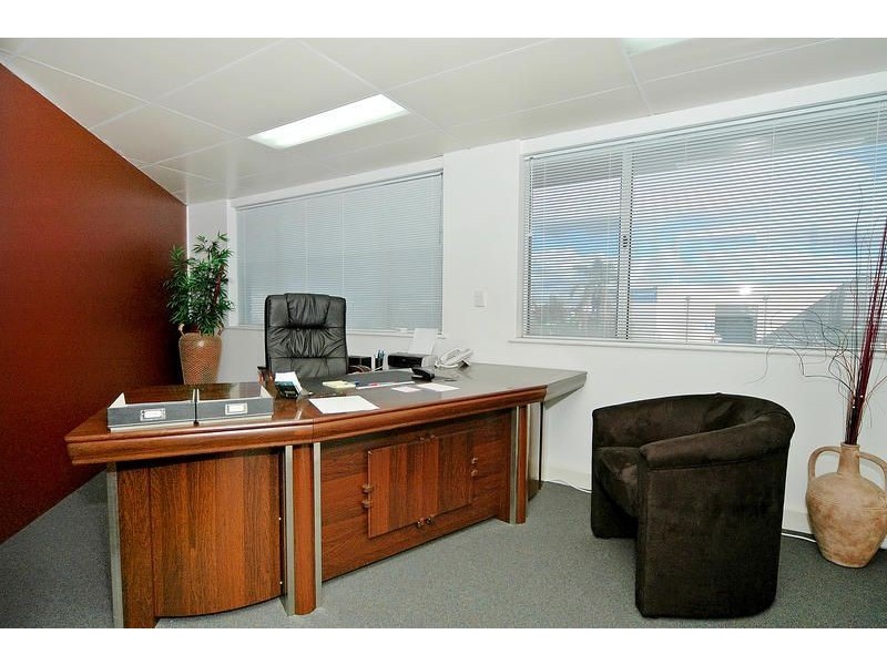 31 Irvine Drive, Malaga WA 6090