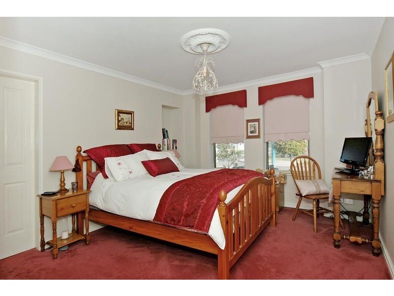 2 Bothwell Way, Wanneroo WA 6065