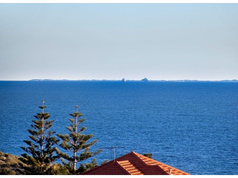 10 Plymouth Cove, Ocean Reef WA 6027