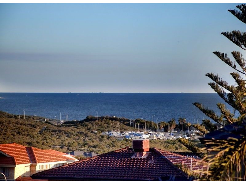 10 Plymouth Cove, Ocean Reef WA 6027