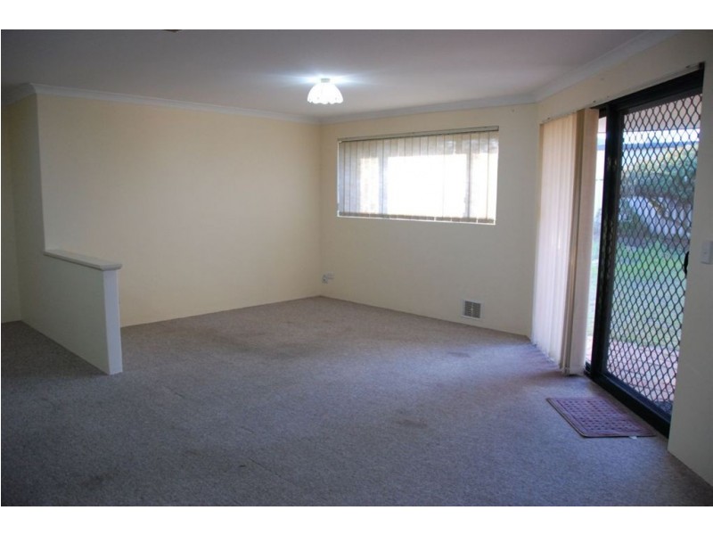 14 Kattamorda Pass, Sinagra WA 6065