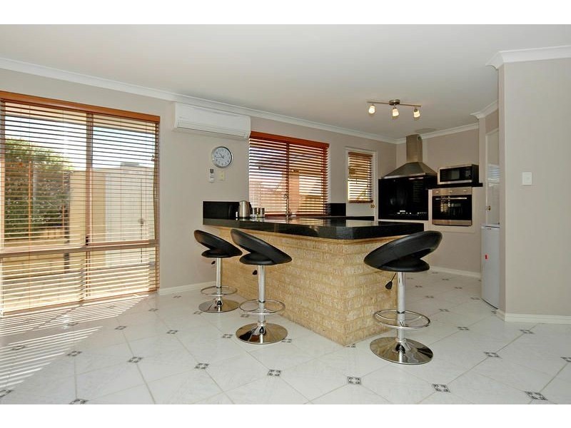 31 St Barnabas Boulevard, Quinns Rocks WA 6030