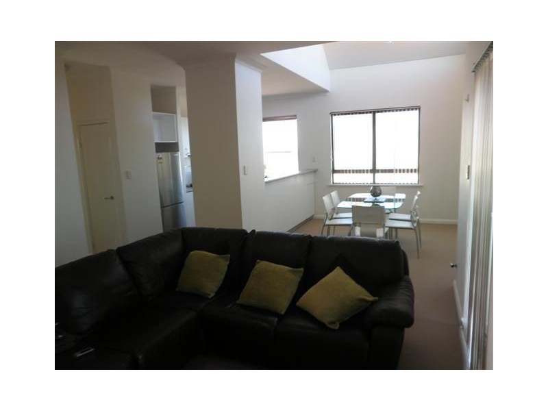 33/5 Shoveler Terrace, Joondalup WA 6027