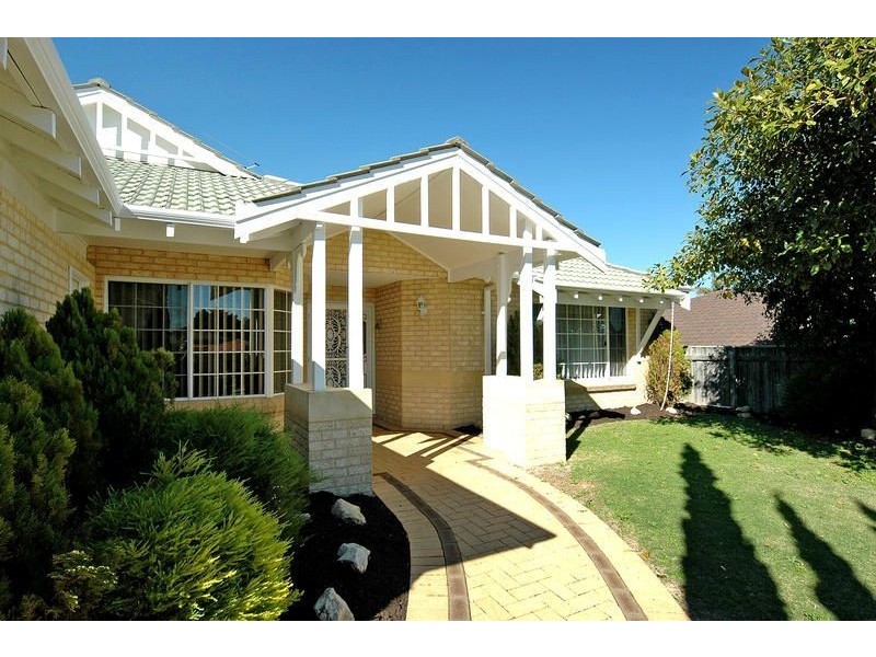 29 Parkstone Retreat, Currambine WA 6028