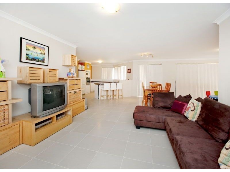 14 Lochmaben Retreat, Kinross WA 6028