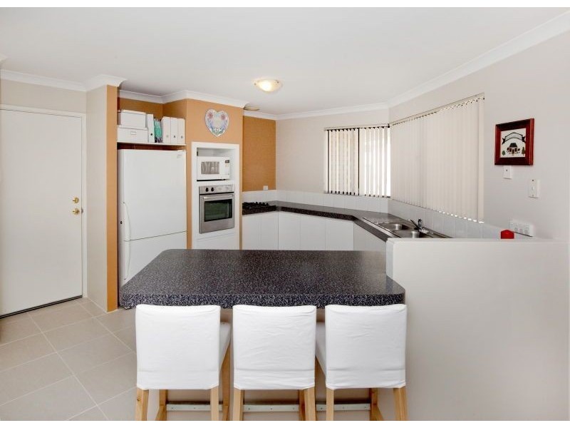 14 Lochmaben Retreat, Kinross WA 6028