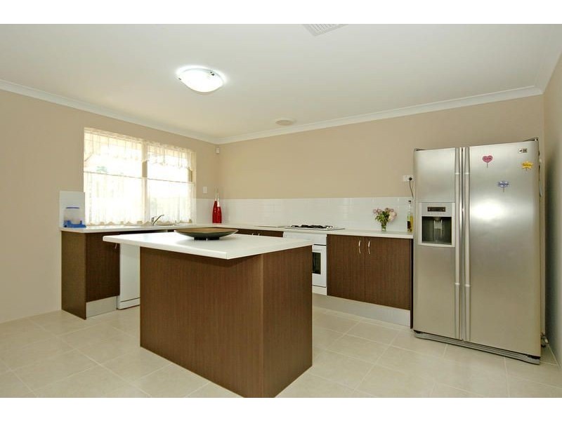 5 WALLIS AVENUE, Clarkson WA 6030