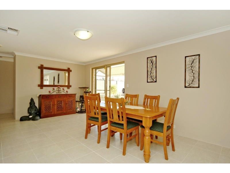 5 WALLIS AVENUE, Clarkson WA 6030