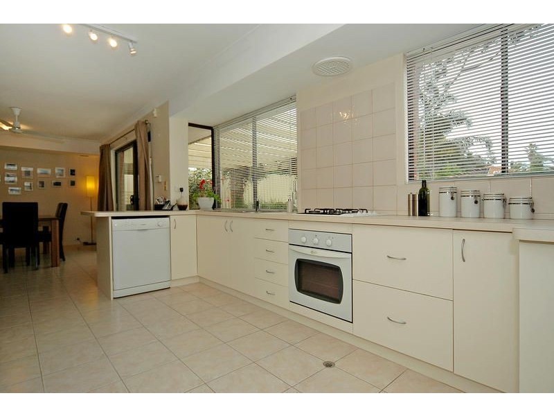 14 Emerald Way, Edgewater WA 6027