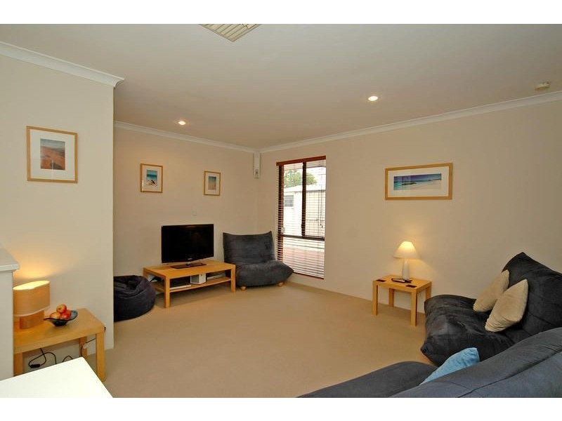 14 Emerald Way, Edgewater WA 6027