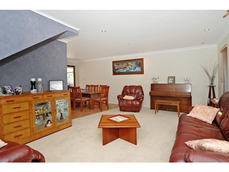 53 Elmhurst Way, Greenwood WA 6024