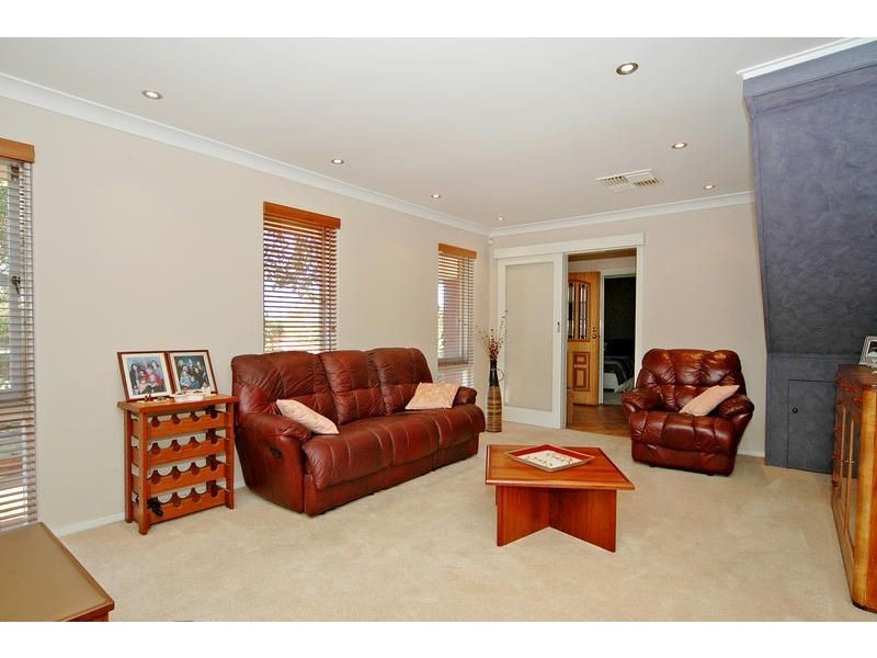 53 Elmhurst Way, Greenwood WA 6024