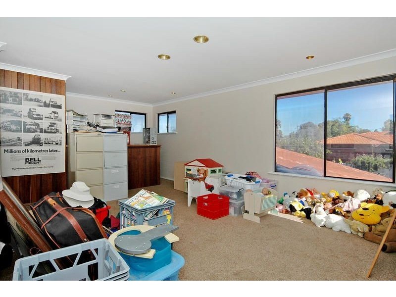 53 Elmhurst Way, Greenwood WA 6024