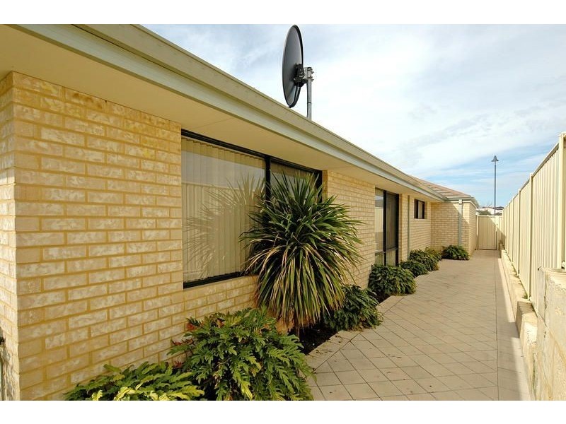 3 Diesel Lane, Tapping WA 6065